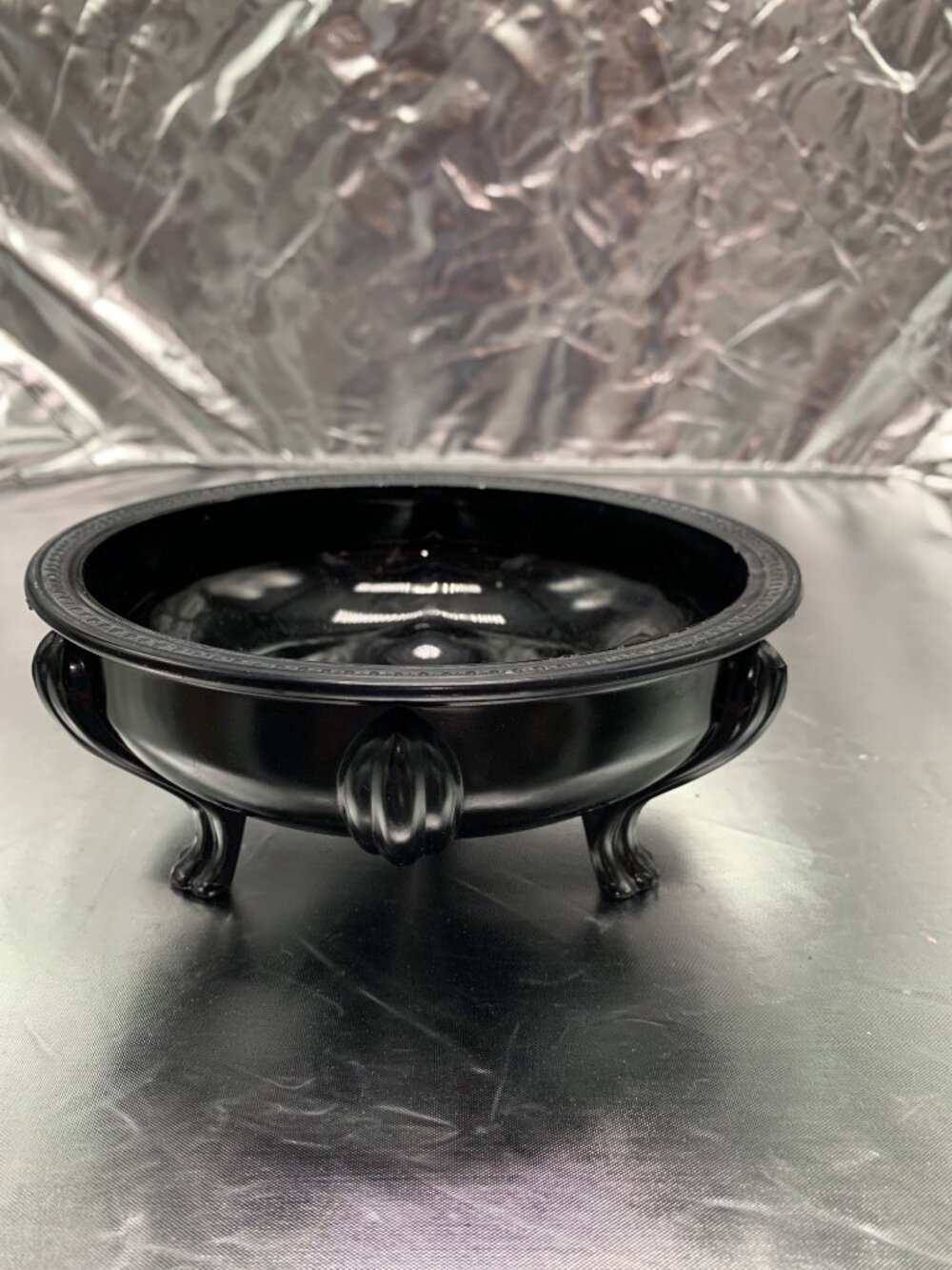 1930s LE Smith Black Amethyst Glass Three-Footed Centerpiece Bowl